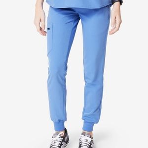 NWT Figs Zamora Jogger size M